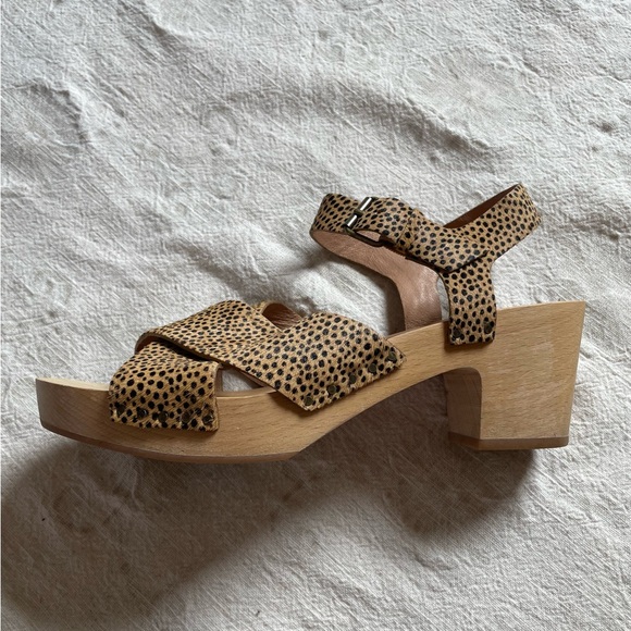 Shoes - Madewell Clog Sandals
